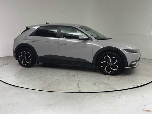 Used 2024 Hyundai Ioniq 5 SEL AWD/4WD image 8