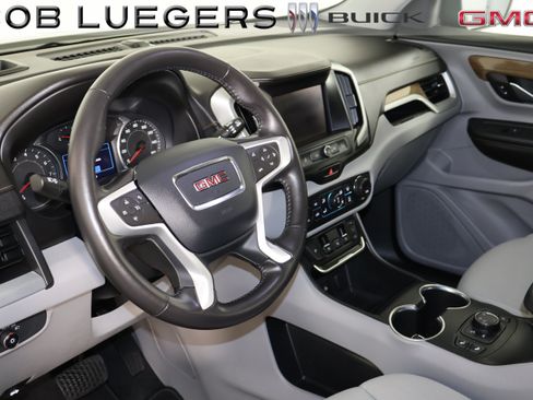 Certified 2020 GMC Terrain SLE w/ Driver Convenience Package AWD/4WD image 9