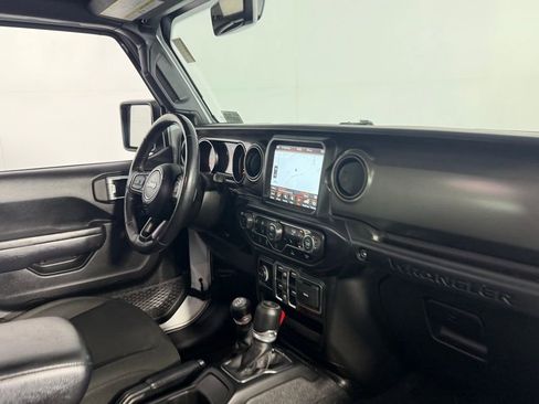 Used 2022 Jeep Wrangler Unlimited Sport w/ Sun And Sound Package AWD/4WD image 32