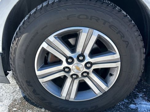 Used 2016 Chevrolet Traverse LT image 9