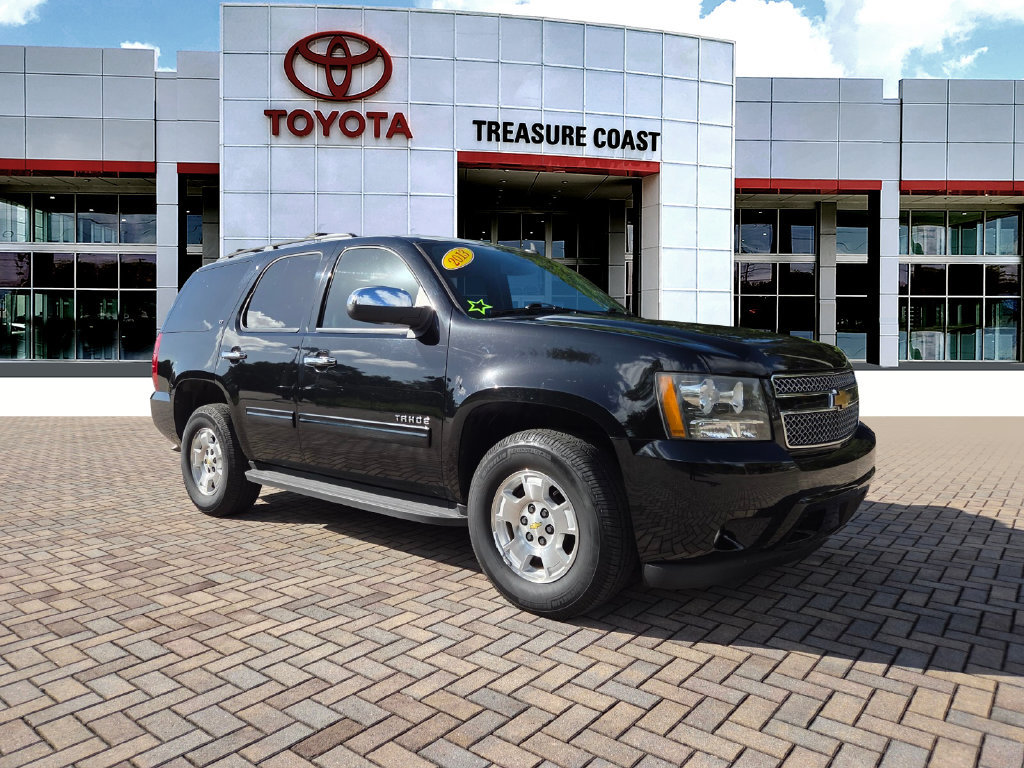 Used 2013 Chevrolet Tahoe LT RWD image 1
