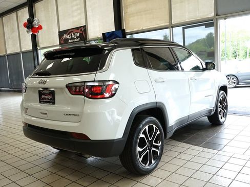 Used 2022 Jeep Compass Limited AWD/4WD image 15