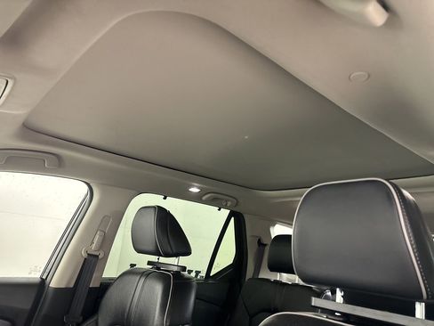 Used 2023 Honda Pilot Elite image 10