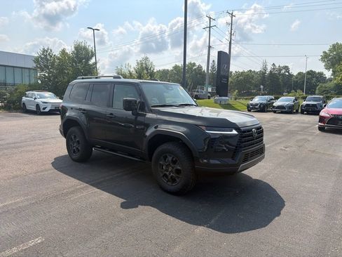 Used 2026 Lexus GX 550 AWD/4WD image 17