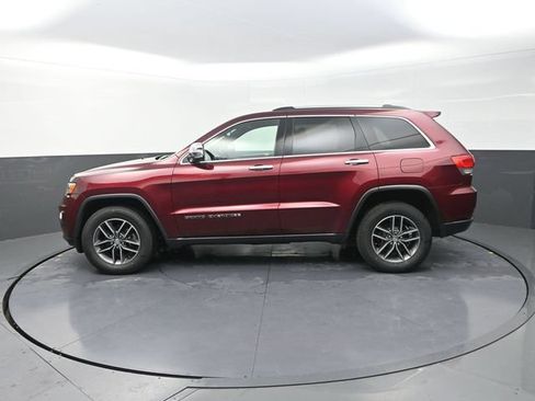 Used 2018 Jeep Grand Cherokee Limited AWD/4WD image 4