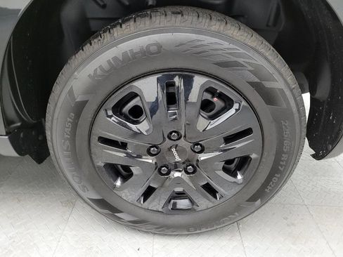 Used 2020 Dodge Journey SE image 31