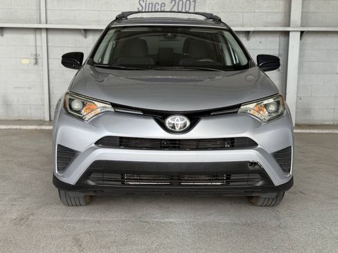 Used 2017 Toyota RAV4 LE w/ Carpet Mat Package AWD/4WD image 4