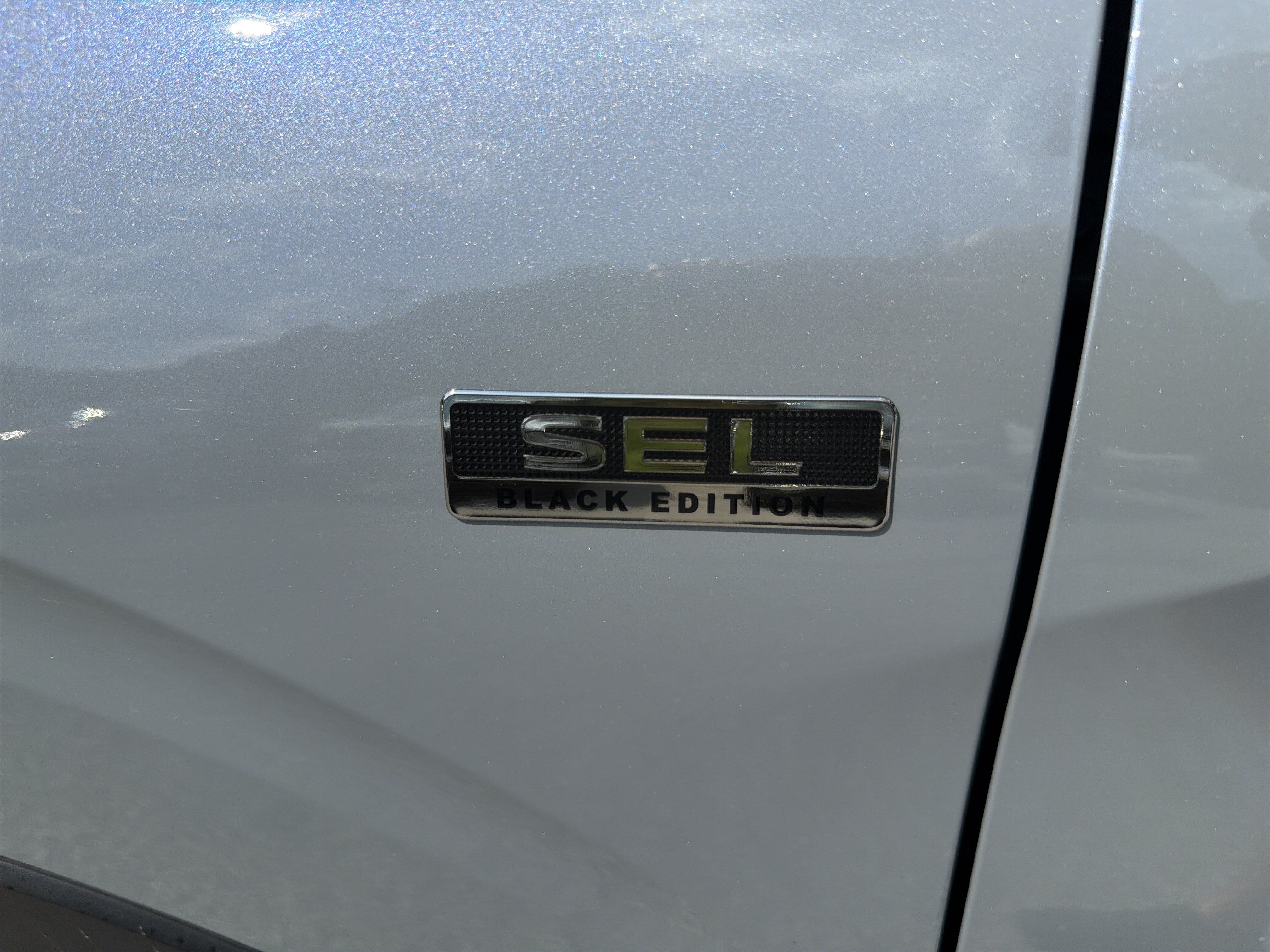 Used 2025 Mitsubishi Outlander SEL AWD/4WD image 16