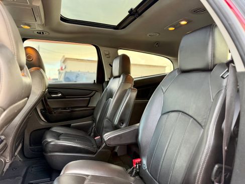Used 2015 Chevrolet Traverse LTZ AWD/4WD image 4