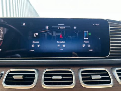 Certified 2025 Mercedes-Benz GLE 450e 4MATIC image 32