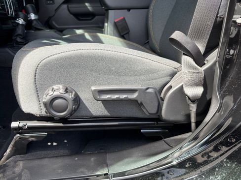 New 2026 Jeep Gladiator Sport image 20