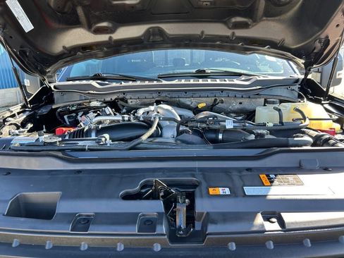 Used 2023 Ford F250 Lariat w/ Sport Appearance Package AWD/4WD image 29