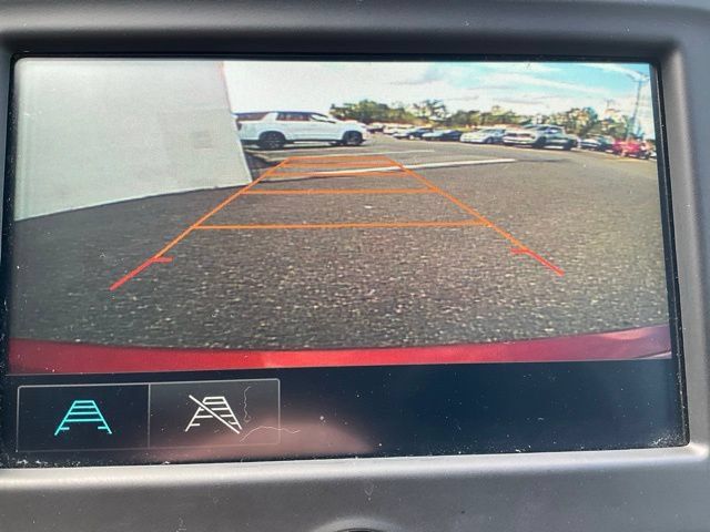 Used 2017 Chevrolet Malibu LT FWD image 6