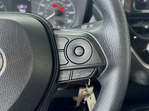 Used 2024 Toyota Corolla LE FWD image 21