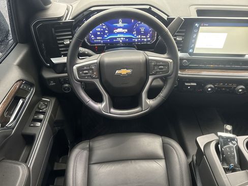 Used 2024 Chevrolet Silverado 1500 LT image 28