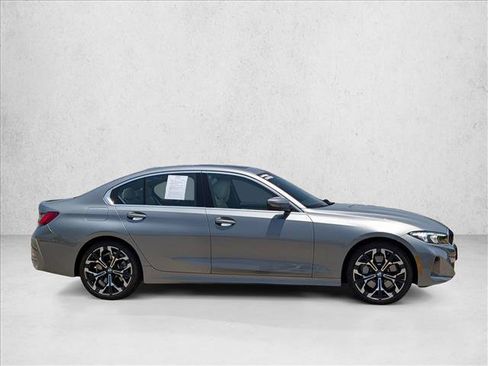 Certified 2025 BMW 330i Sedan w/ Premium Package RWD image 4