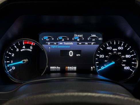Used 2022 Ford F450 Lariat w/ Lariat Value Package AWD/4WD image 28