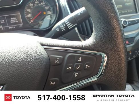 Used 2017 Chevrolet Cruze LT image 17