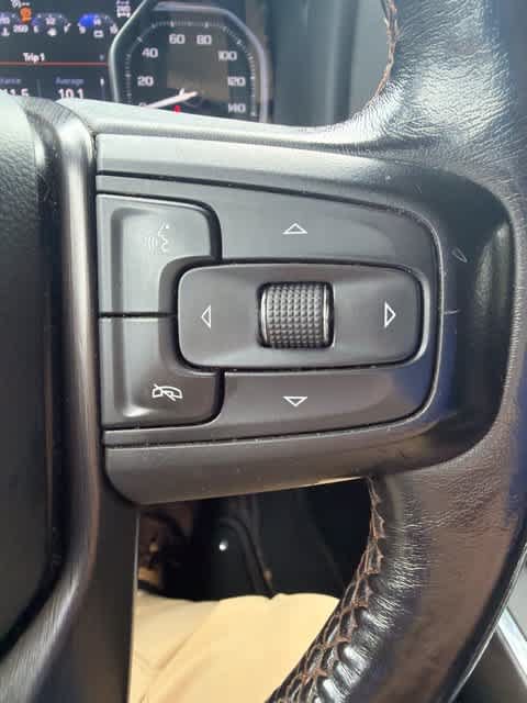 Used 2022 GMC Sierra 2500 AT4 w/ AT4 Premium Plus Package AWD/4WD image 18
