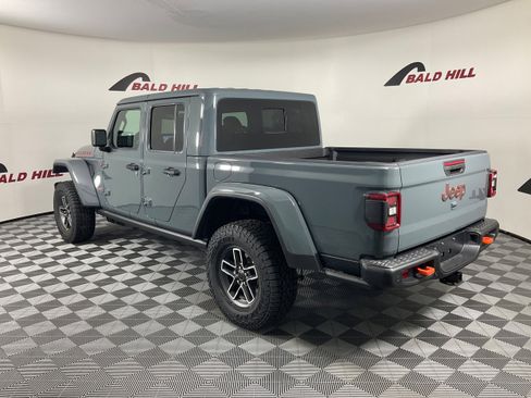 New 2026 Jeep Gladiator Mojave image 4