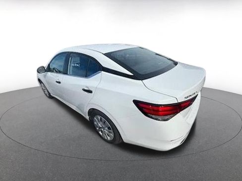 Used 2025 Nissan Sentra S image 3