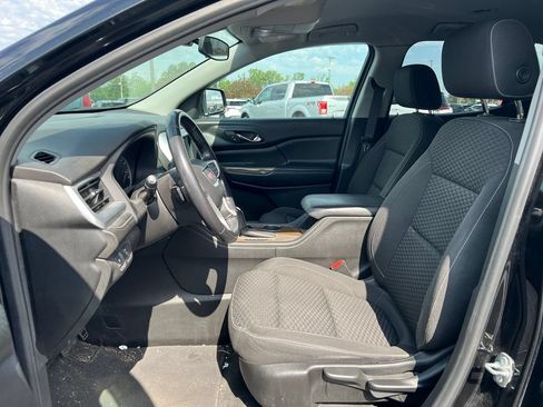 Used 2018 GMC Acadia SLE FWD image 8