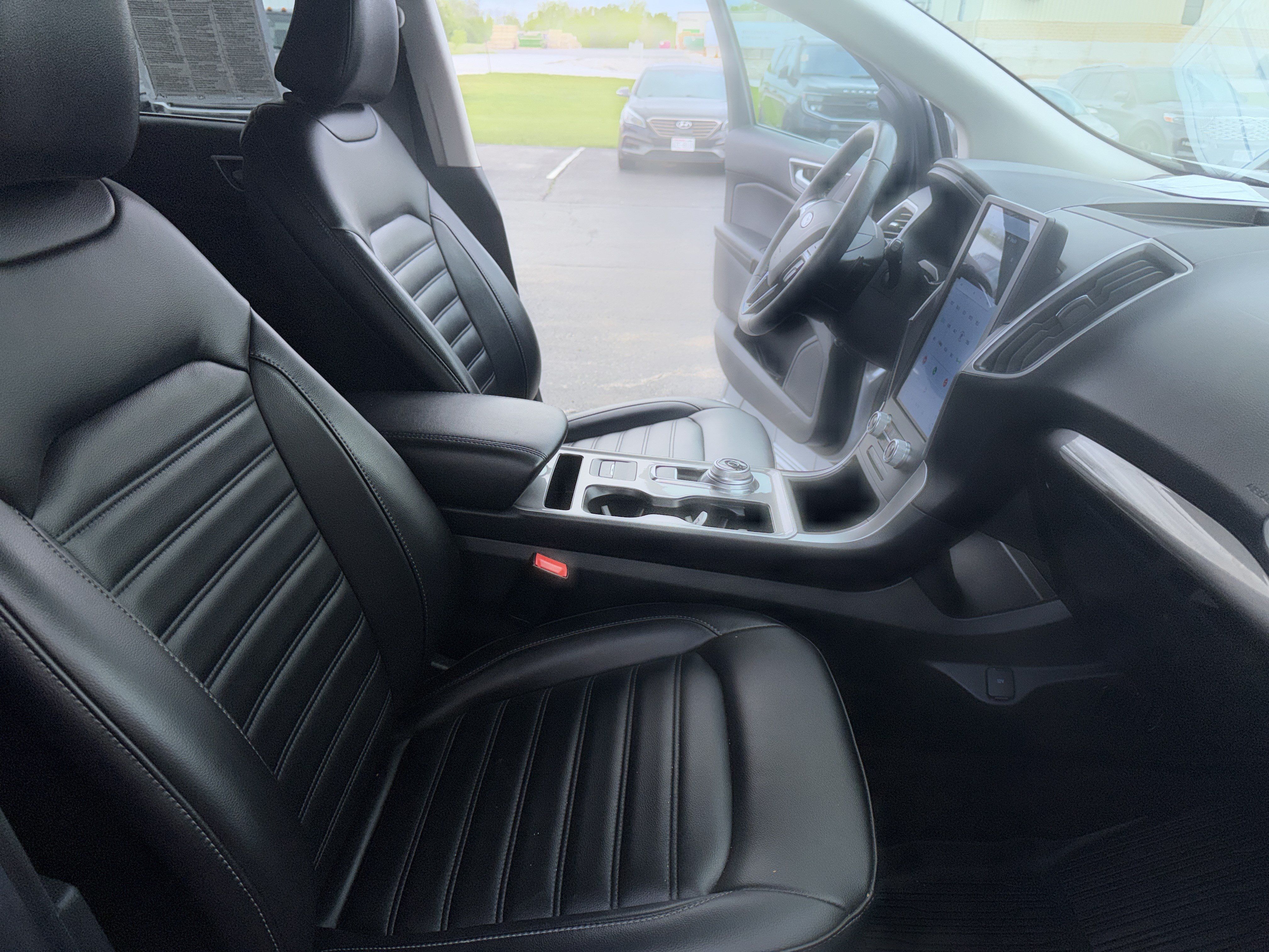 Certified 2024 Ford Edge SEL w/ Convenience Package AWD/4WD image 33