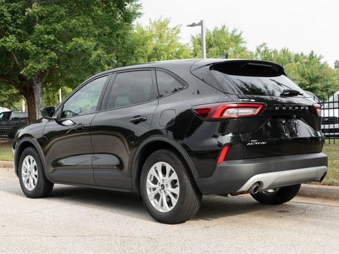 Used 2025 Ford Escape Active FWD image 6
