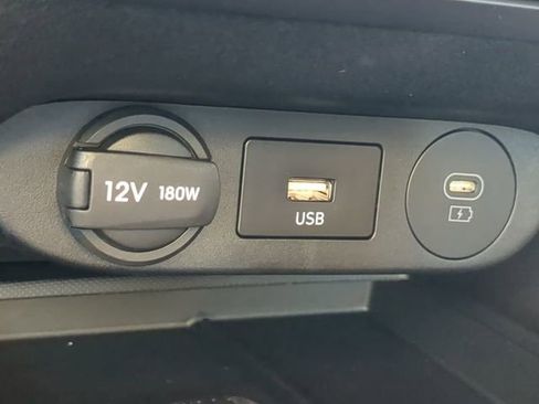 Used 2026 Hyundai Elantra Sport FWD image 19