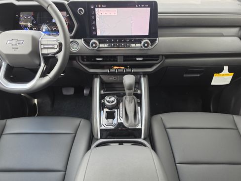 New 2026 Chevrolet Colorado Trail Boss w/ Midnight Edition AWD/4WD image 21