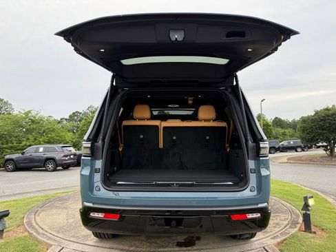 New 2026 Jeep Grand Wagoneer Summit AWD/4WD image 34