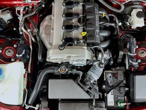 Used 2017 MAZDA MX-5 Miata RF Club image 12