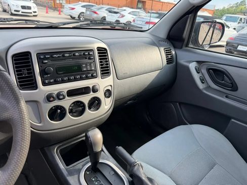 Used 2006 Ford Escape XLT FWD image 26
