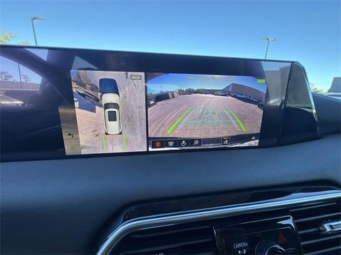 New 2026 Nissan Armada SL w/ Captain's Chari Seat Package image 17