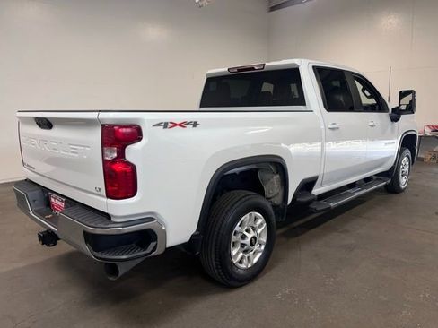 Used 2024 Chevrolet Silverado 2500 LT image 5