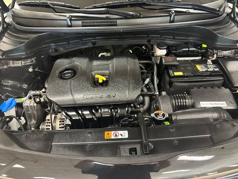 Used 2023 Kia Soul LX w/ LX Technology Package FWD image 30
