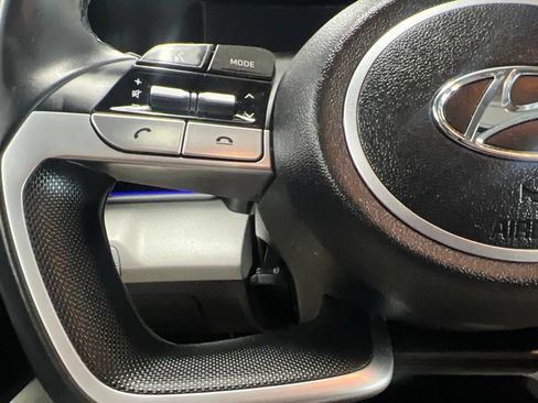 Used 2023 Hyundai Elantra Limited FWD image 22