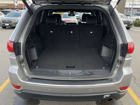 Used 2021 Jeep Grand Cherokee Limited AWD/4WD image 9