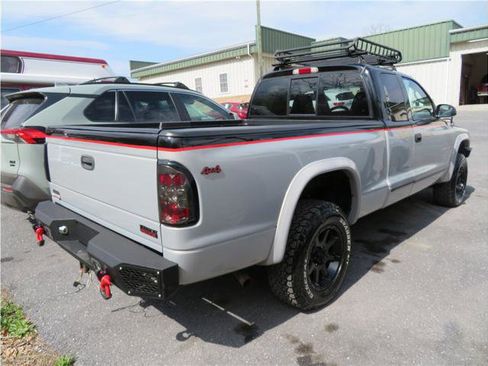 Used 2000 Dodge Dakota 4x4 Club Cab image 2