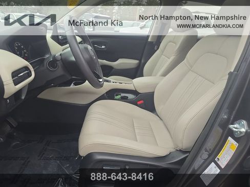 Used 2024 Honda HR-V EX-L image 11