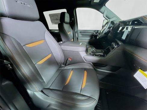 New 2026 GMC Sierra 3500 AT4 w/ AT4 Premium Plus Package image 21