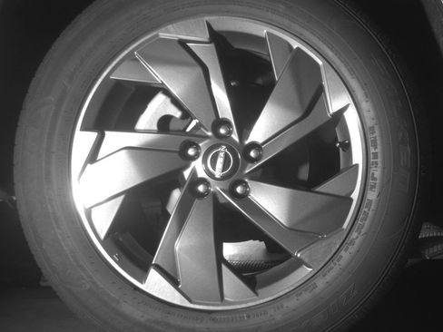 Used 2025 Nissan Rogue SV image 15