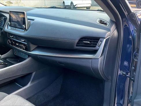 Certified 2024 Nissan Rogue SV image 18