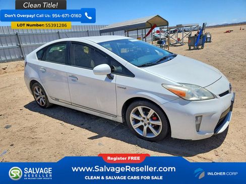Used 2012 Toyota Prius Two w/ Preferred Accessory Pkg FWD image 5