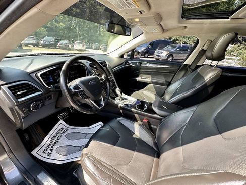 Used 2015 Ford Fusion Titanium FWD image 9