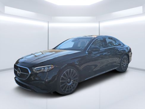 New 2026 Mercedes-Benz E 450 4MATIC Sedan image 10