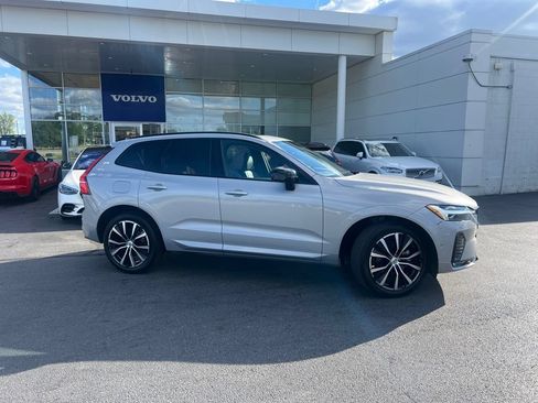 Used 2025 Volvo XC60 B5 Plus AWD/4WD image 2