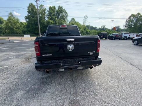 Used 2020 RAM 1500 Laramie AWD/4WD image 2