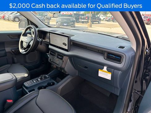 New 2026 Ford Maverick Lobo AWD/4WD image 17