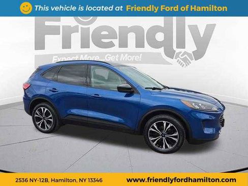 Used 2022 Ford Escape SE w/ SE Sport Appearance Package image 7